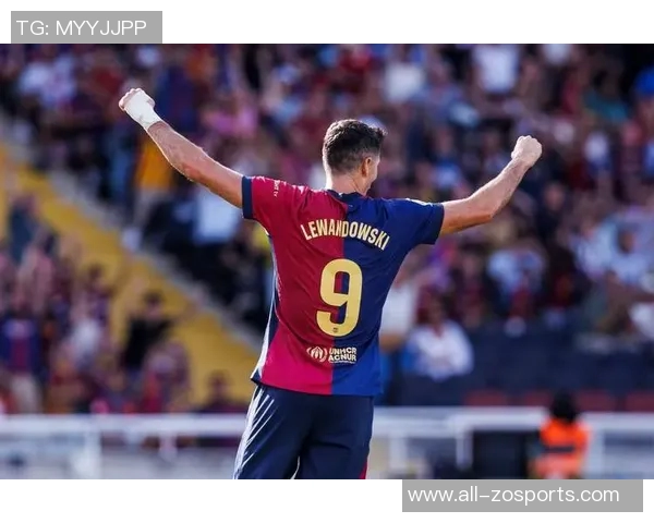 四冠中锋提前备战新赛季展现冠军气质与决心